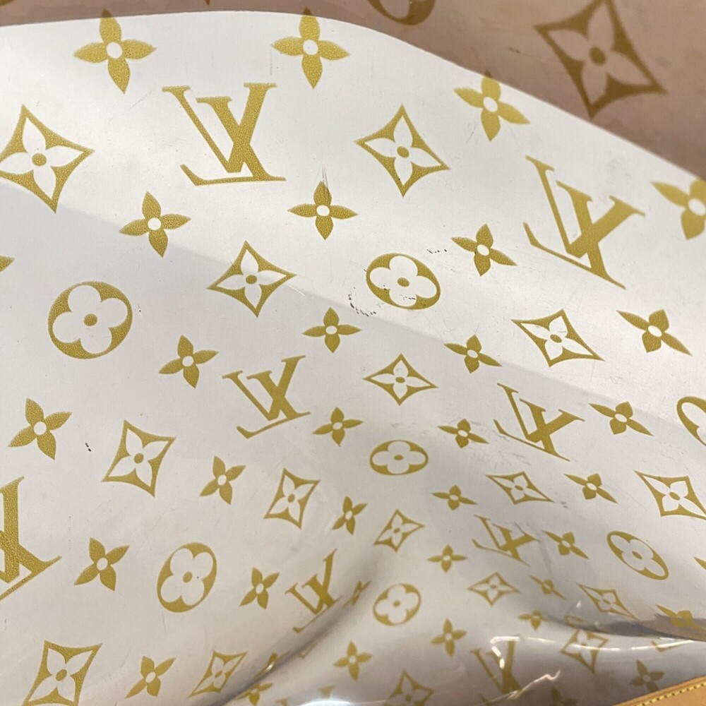 LOUIS VUITTON Brown Monogram Tote Bag - Picture 15 of 16